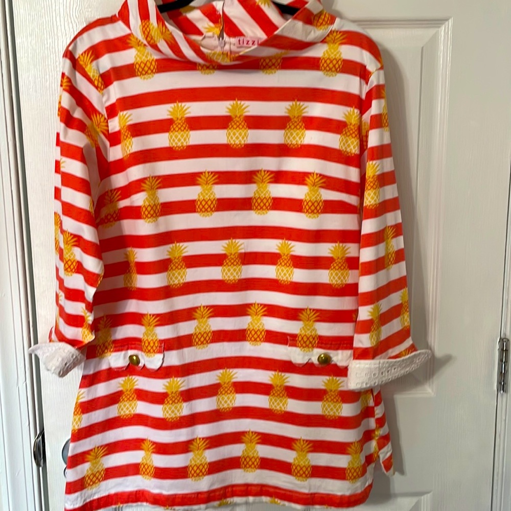 Tizzie Pineapple Tunic with white and red stripes size XL